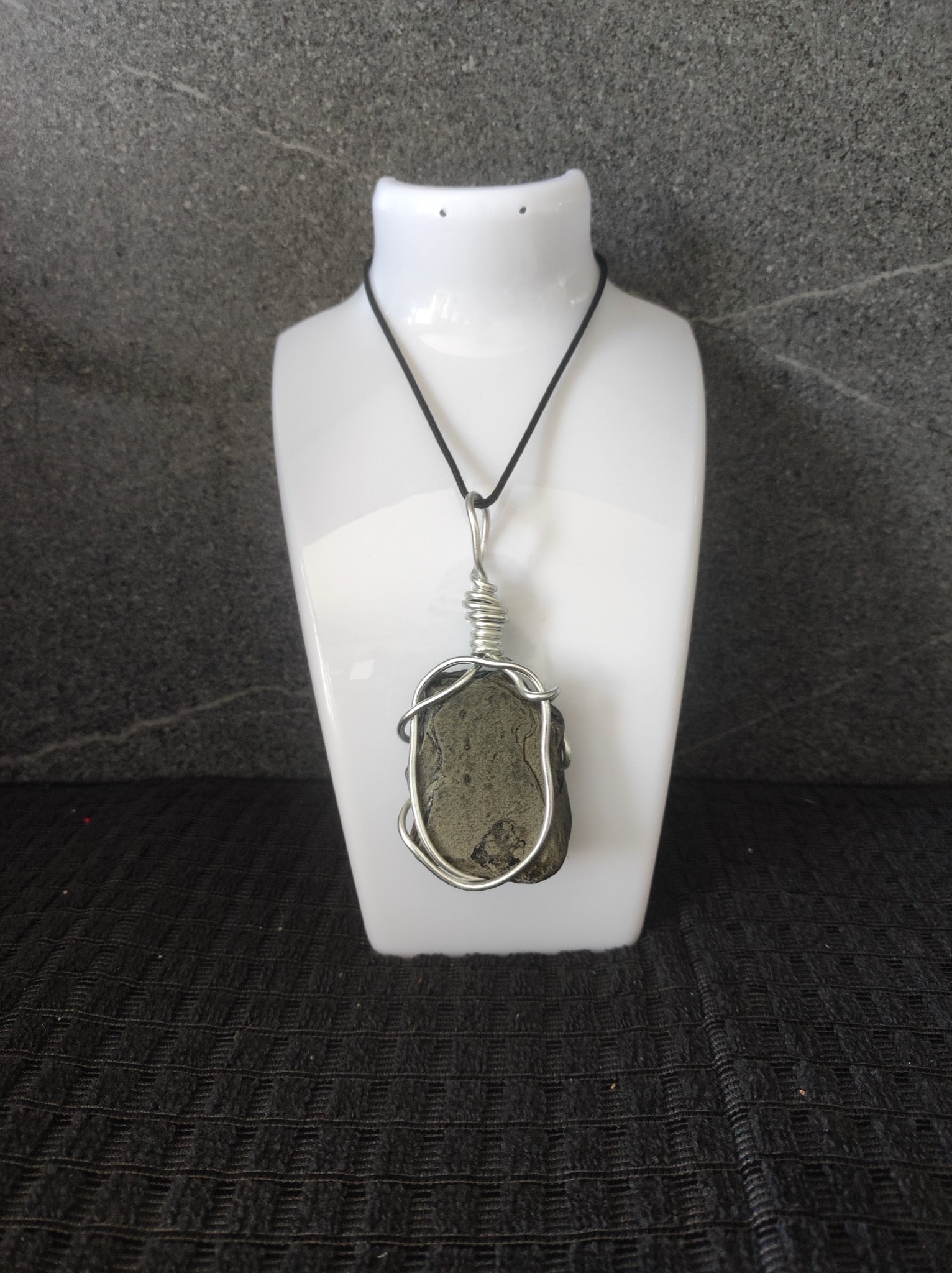 Pendentif Grosse Pierre PGP-00008