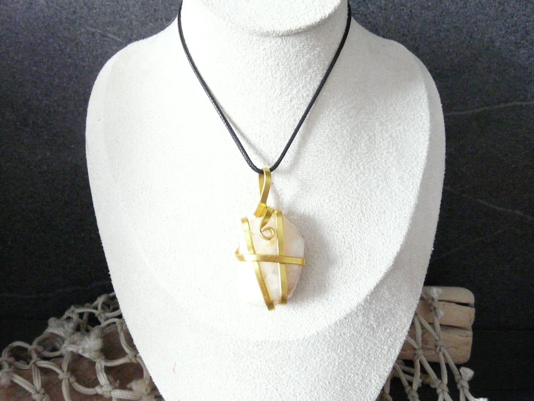 Pendentif Grosse Pierre PGP-00097